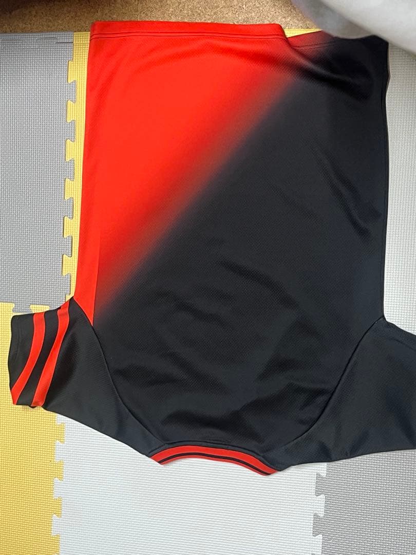 ヨネックス　NTT東日本Tシャツ　L バドミントン