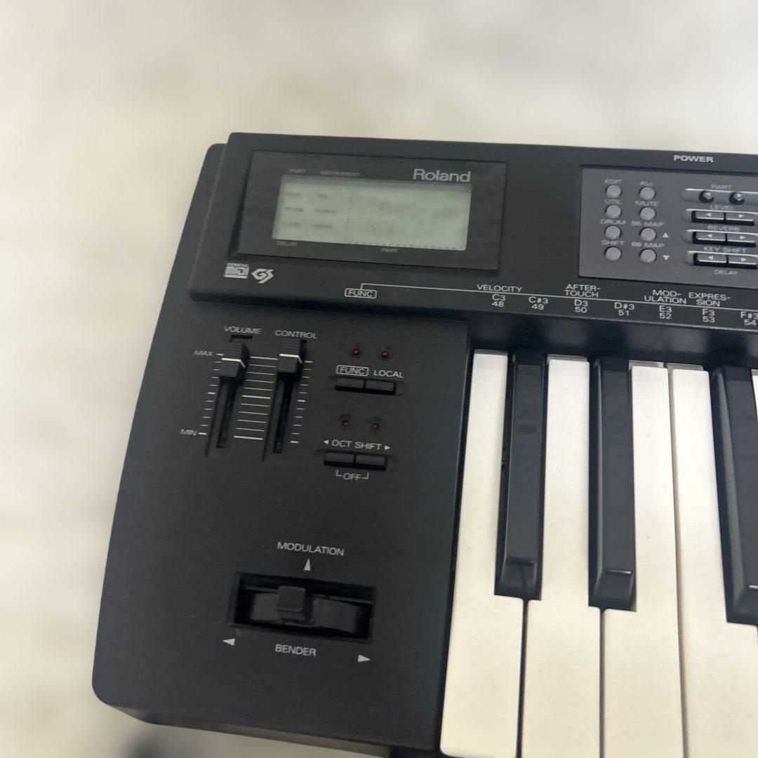 【極美品】Roland SK-88 PRO キーボード サウンドモジュール