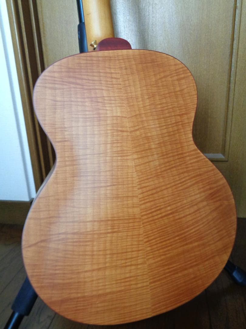 GUILD Jumbo Jr. Reserve Maple　新品同様！　エレアコ