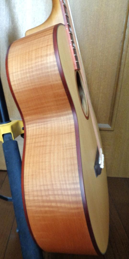 GUILD Jumbo Jr. Reserve Maple　新品同様！　エレアコ