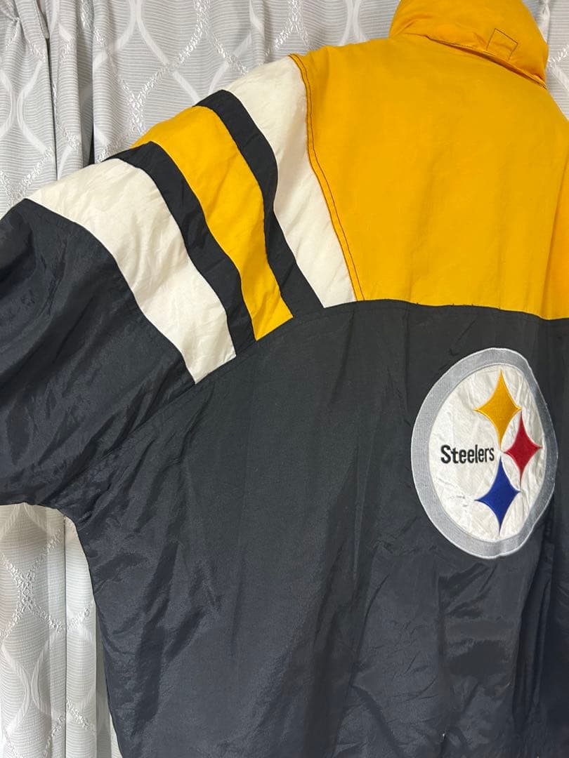 【古着】Pittsburgh Steelers ナイロンジャケット