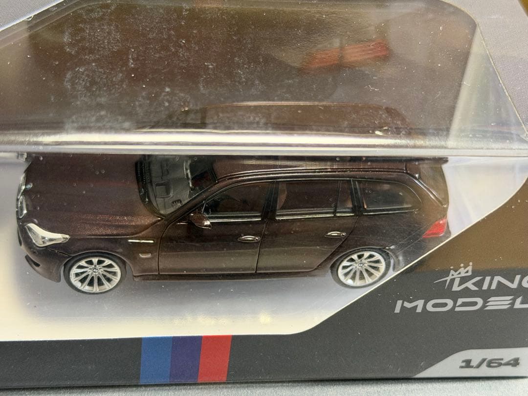 KING MODEL  E61 M5 ツーリング 1/64 999台限定