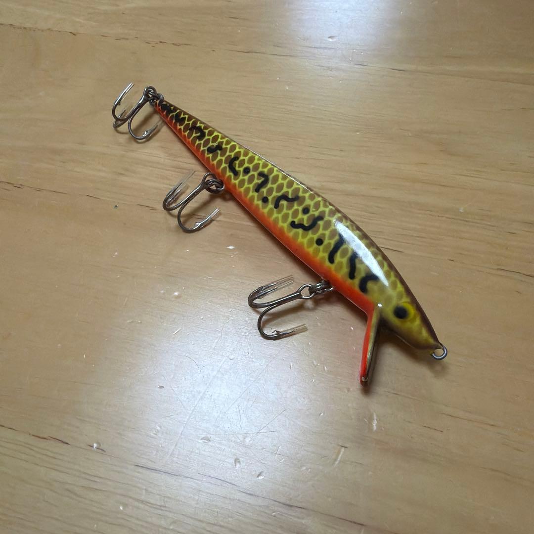 ルアー・フライ Heddon Hedd Hunter Minnow BRS