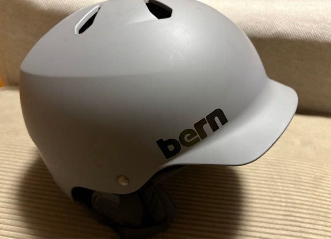 【YUuu】bern ヘルメット XXL