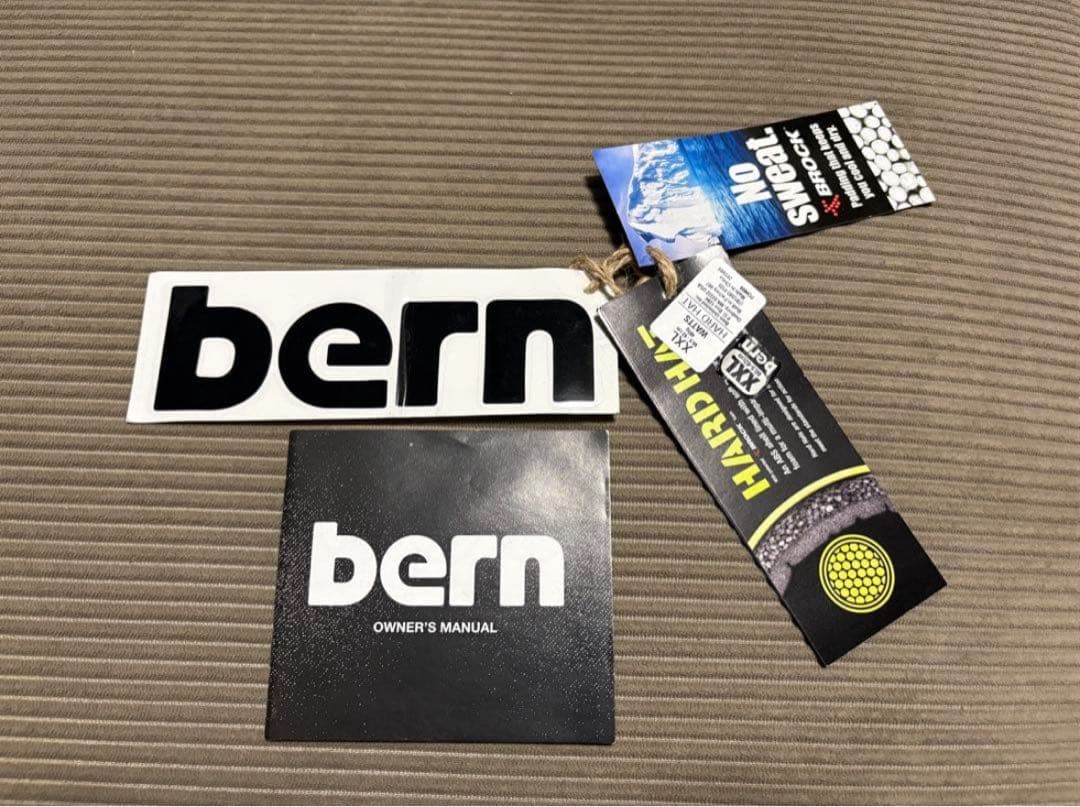【YUuu】bern ヘルメット XXL