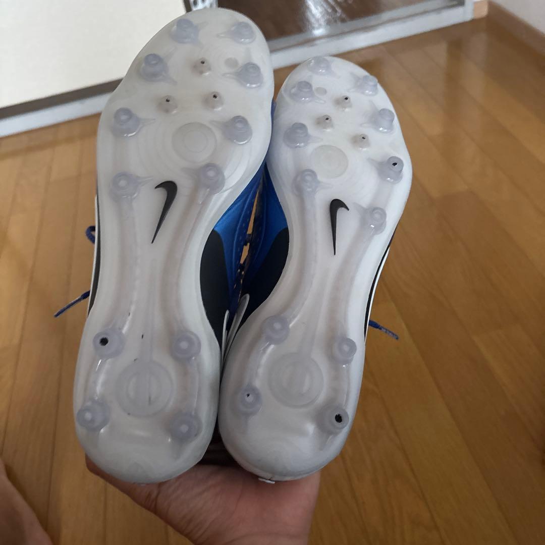 Nike Tiempo 青 サッカーシューズ