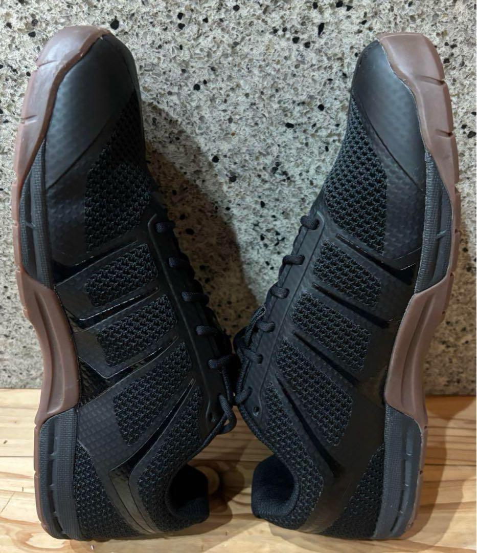 イノヴェイト　トレーニングシューズf-lite 235 inov-8 inov8
