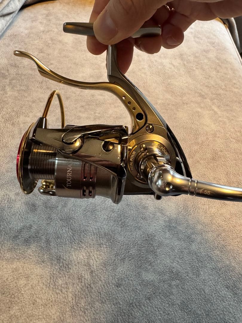 美品 ダイワ　06トーナメントISO Z3000LB