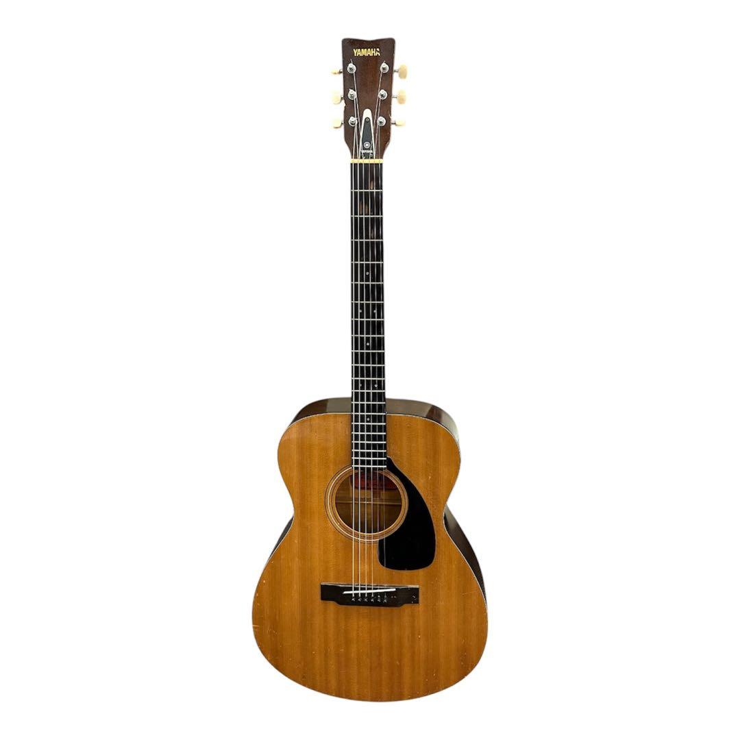 Yamaha アコースティックギター　赤ラベル　FG-110