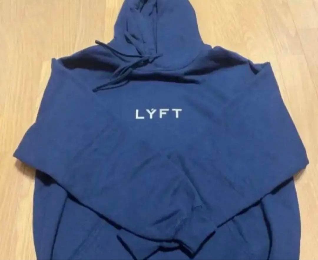 LYFT リフト　エドワード加藤IFBBPRO 記念パーカー