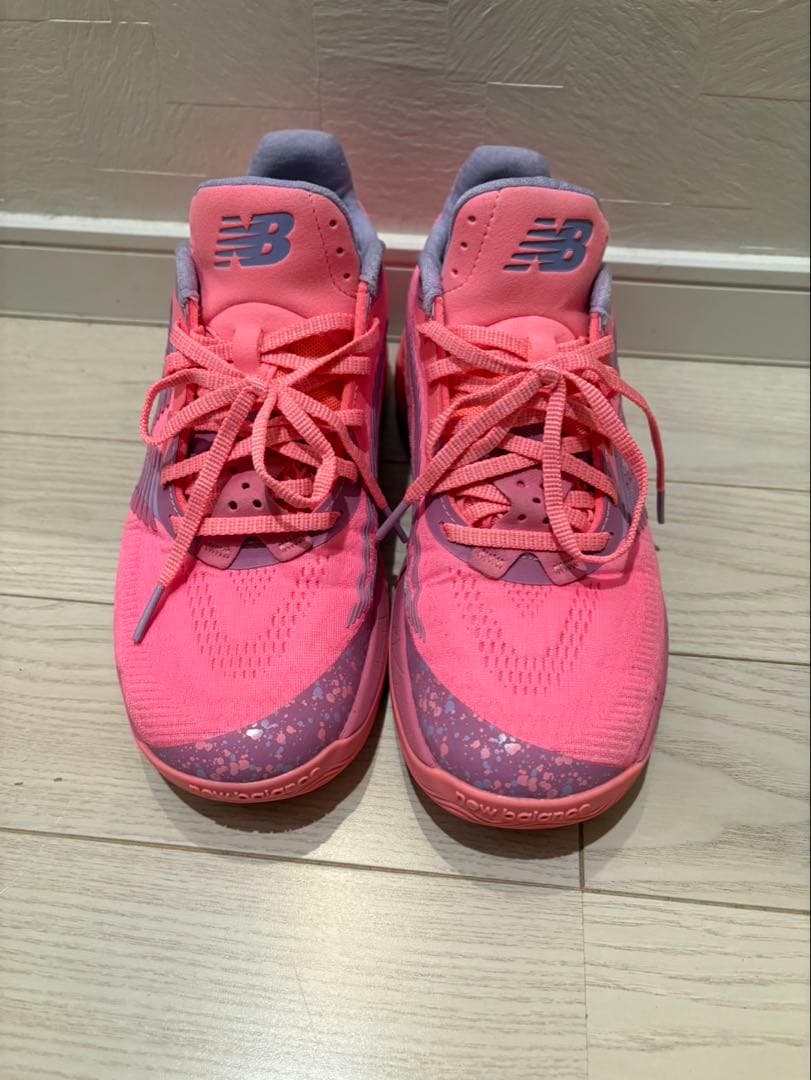 New Balance バスケットボールシューズ ピンク/グレー