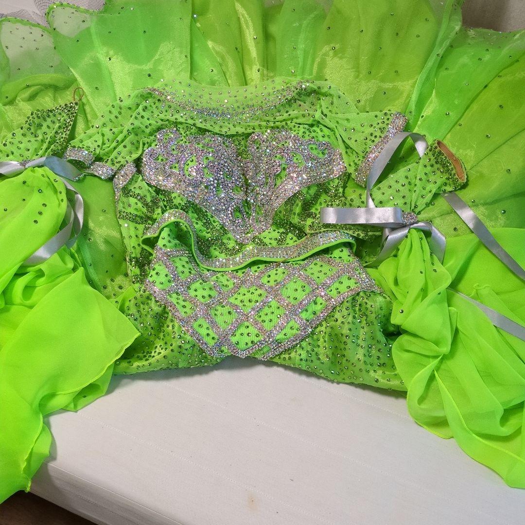 タカダンス　社交ダンスドレス 　ライトグリーン 美品