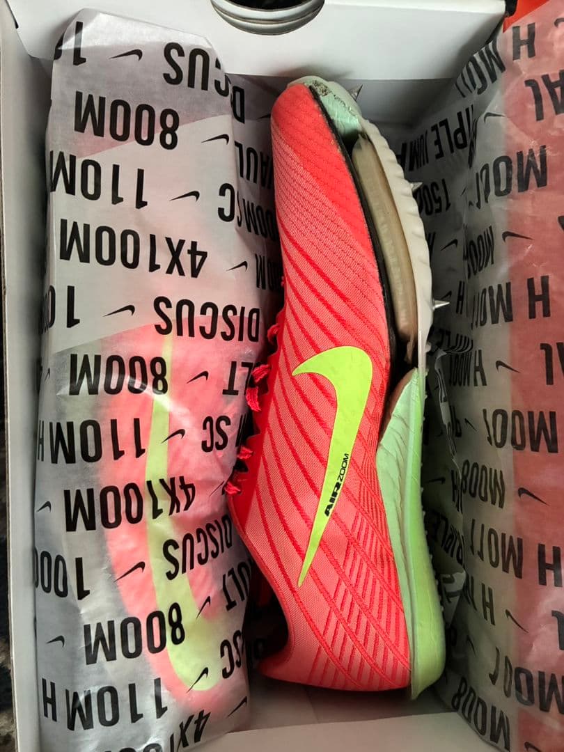 大幅値下げ！！Nike Airzoomマックスフライ2