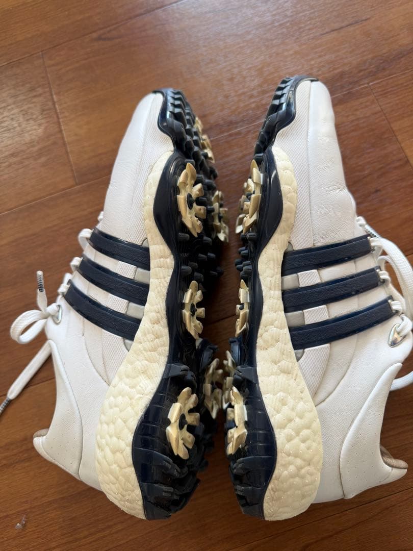 adidas ゴルフシューズ　ツアー360 22
