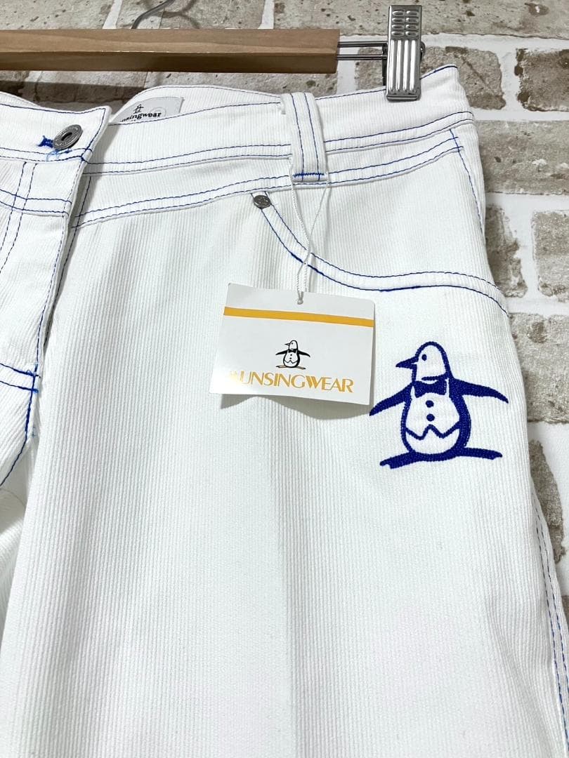 【早い者勝ち】新品 マンシングウェア レディース ゴルフパンツ 11 ホワイト