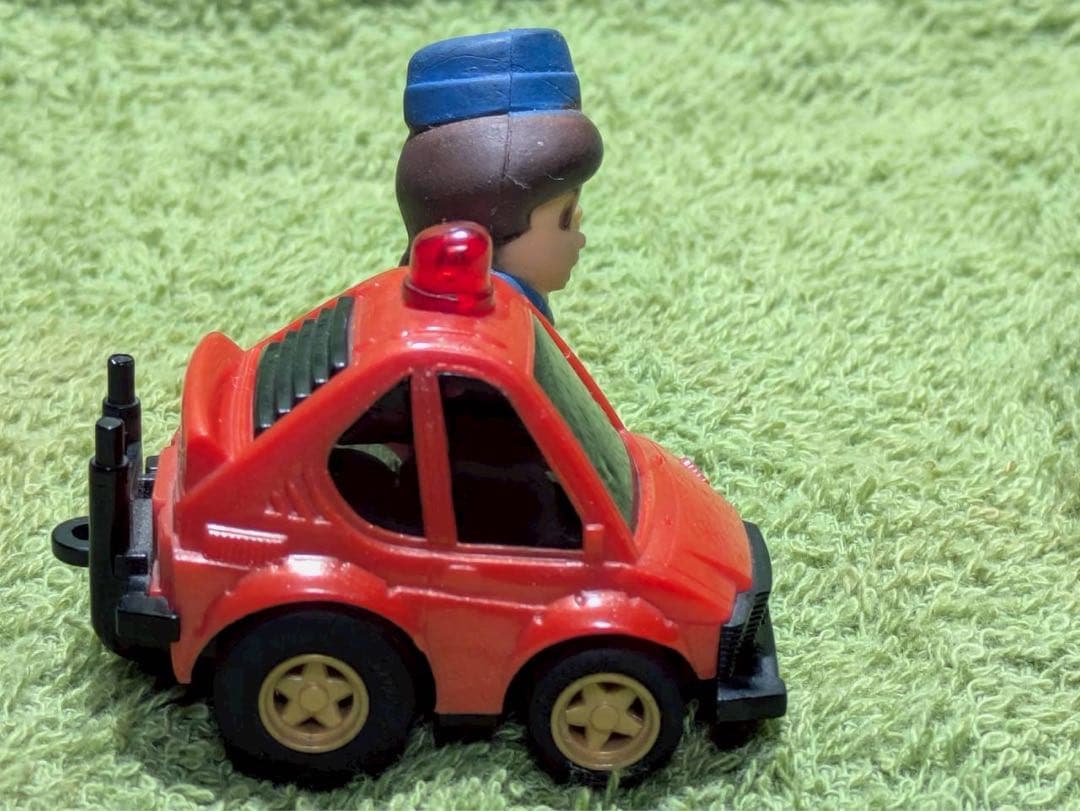 タカラ　はこのりチョロQ　NoB-1　セルボ CXG 赤　箱乗り　パトカー