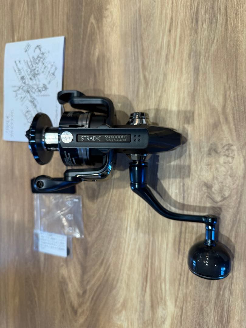 SW8000HG スピニングリール ブラック