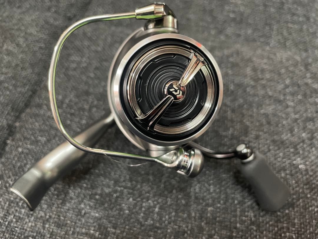 【極美品】DAIWA 25カルディア FC LT2000S