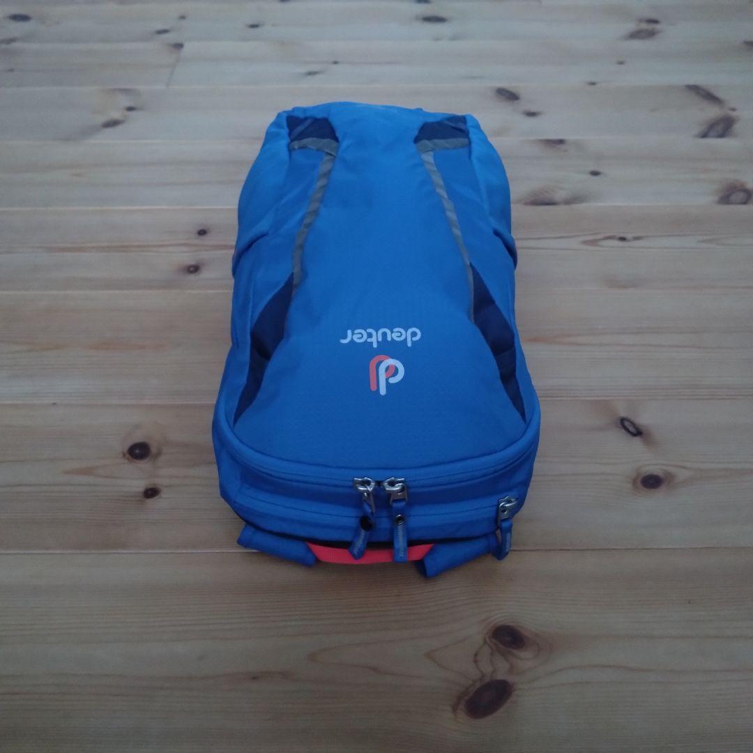 【美品】deuter／Race 8／アジュール ラピス／廃盤モデル／一回使用