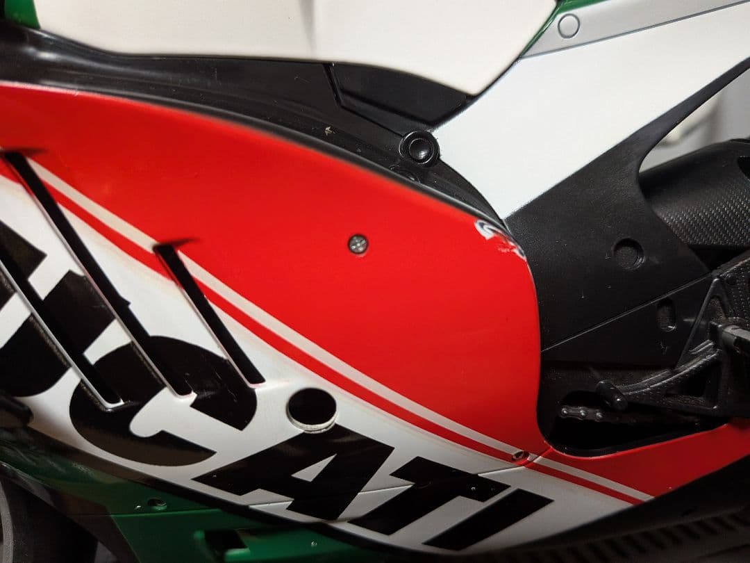 モデルカー ミニカー　1/6 ドゥカティ モーターサイクル バイク