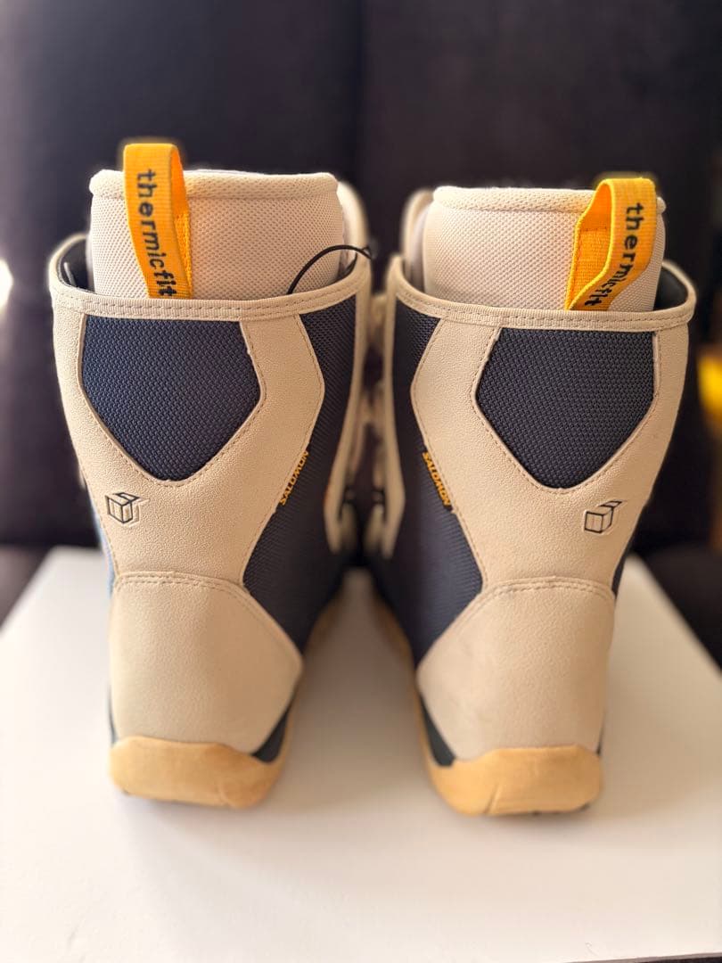 【SALOMON】スノーボードブーツ 24cm ホワイト系 紐タイプ サロモン