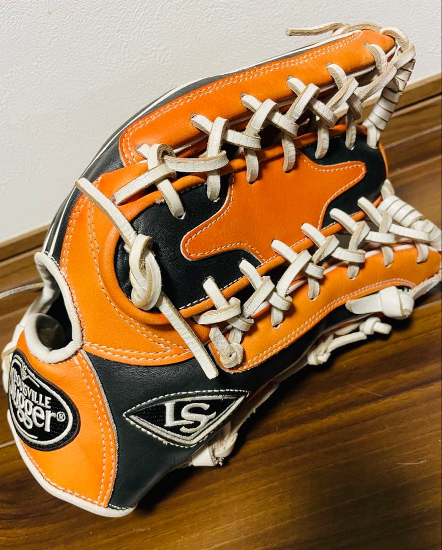 Louisville Slugger 外野用　硬式グローブ オレンジ/黒