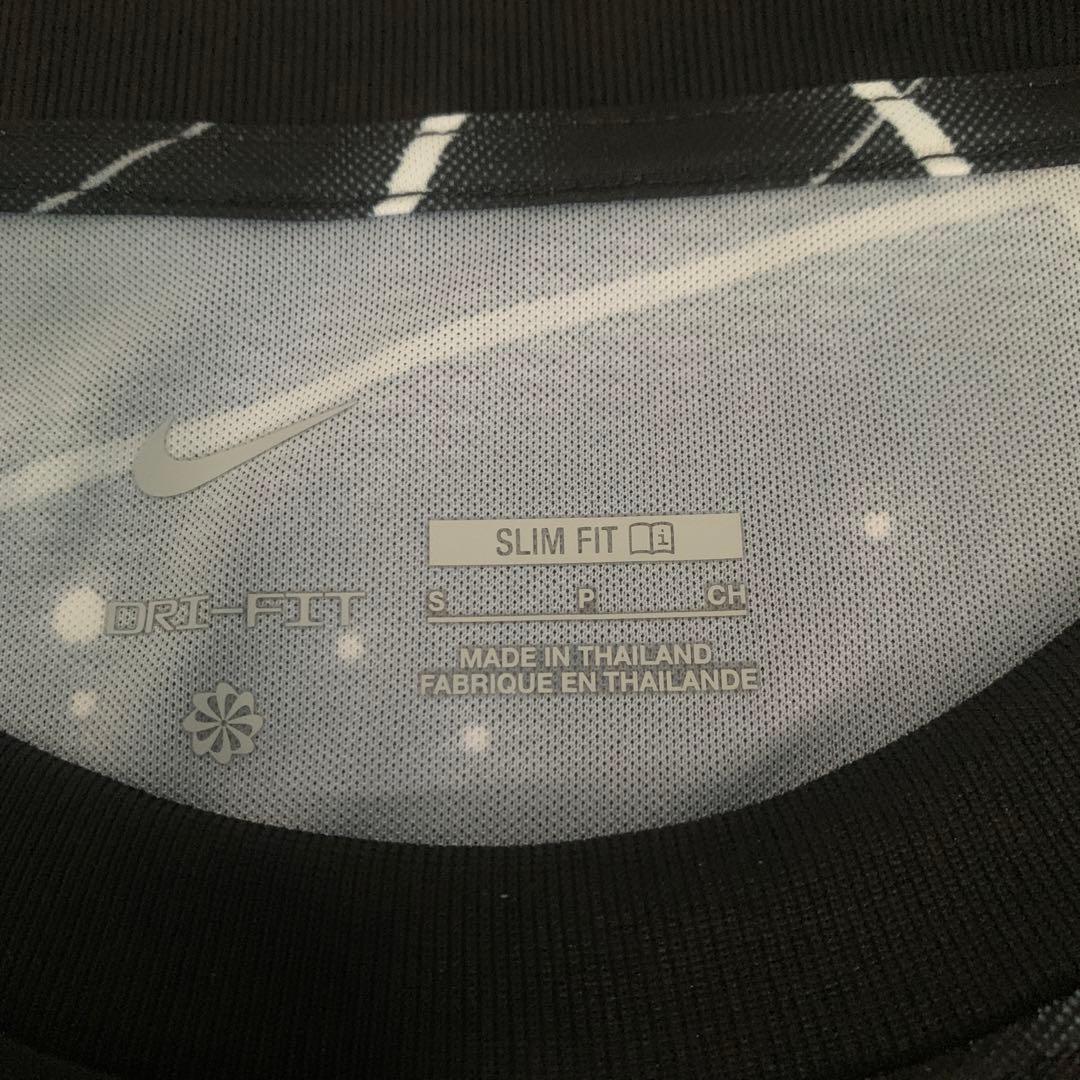 【新品未使用】Sサイズ　2025NIKE浦和レッズ　プレマッチトップ　CWC