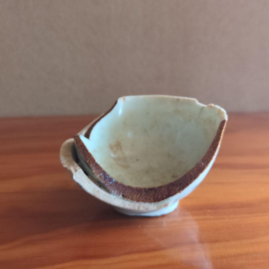 陶器製品 伝統的な日本のデザイン　初期伊万里の陶片　骨董