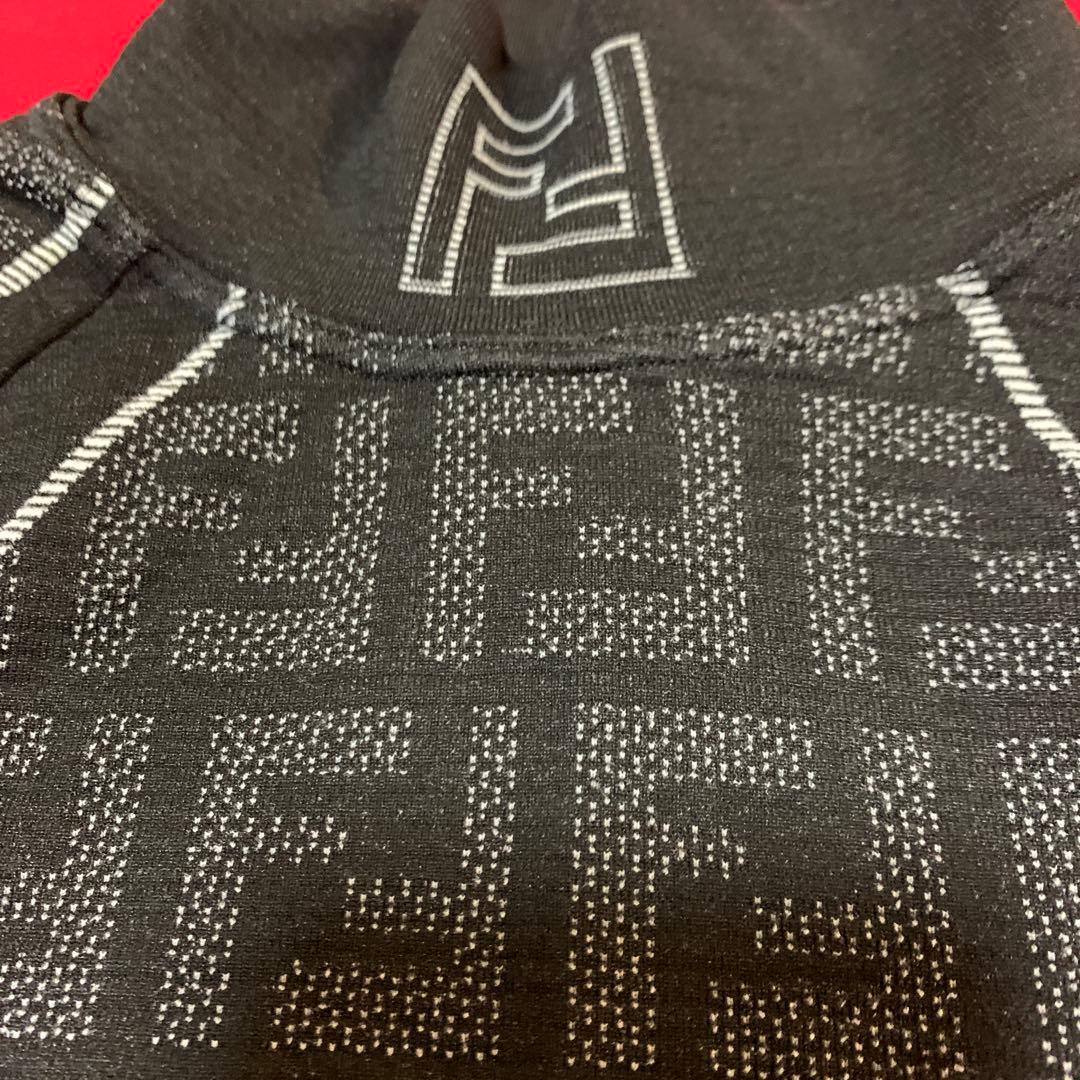 FENDI 長袖ハイネックスキーセーター S/M ブラック