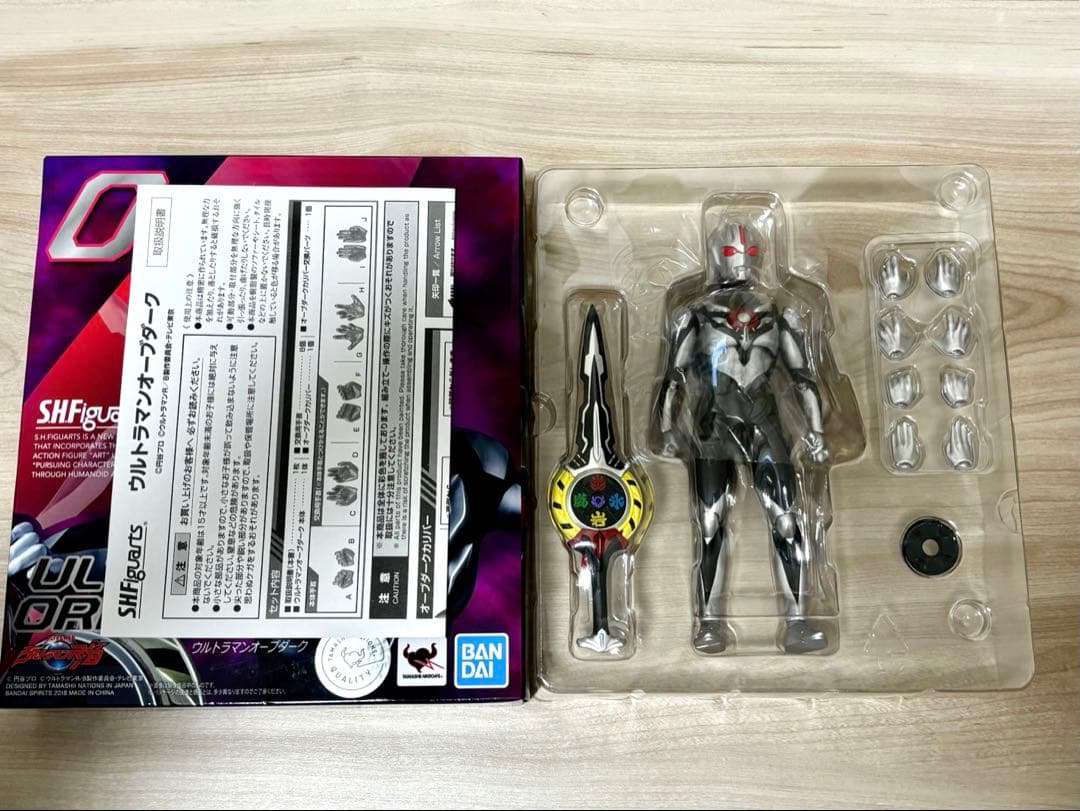 ウルトラマンオーブダーク　shフィギュアーツ　ウルトラマン,フィギュアーツ