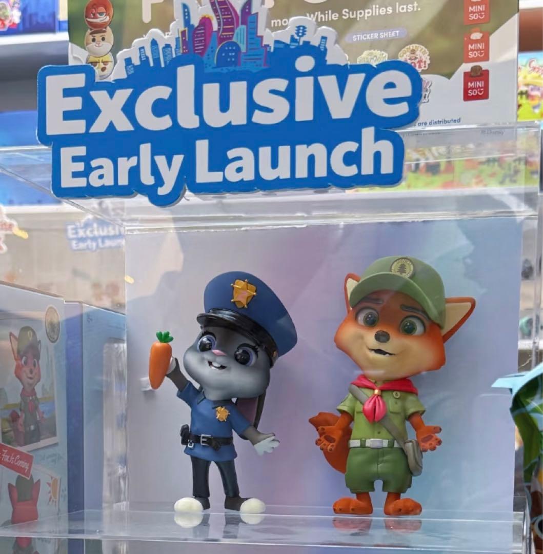 海外限定MINISO✖️ディズニー　ズートピア ニック&ジュディフィギュアセット
