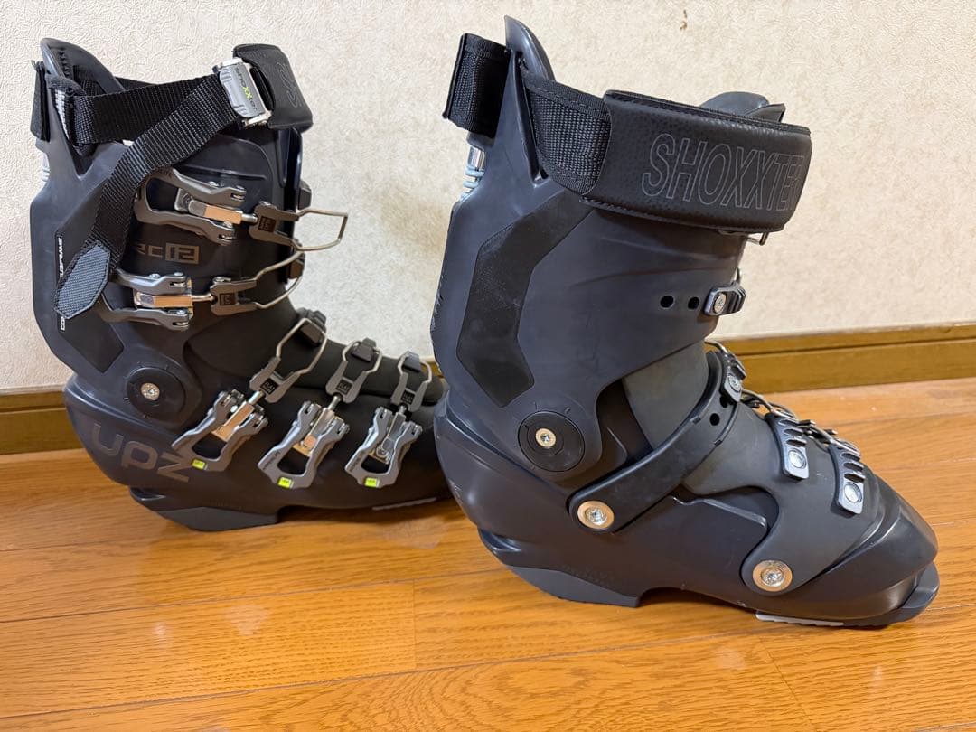 UPZ スノーボードブーツ RC12 ブラック インナー無し