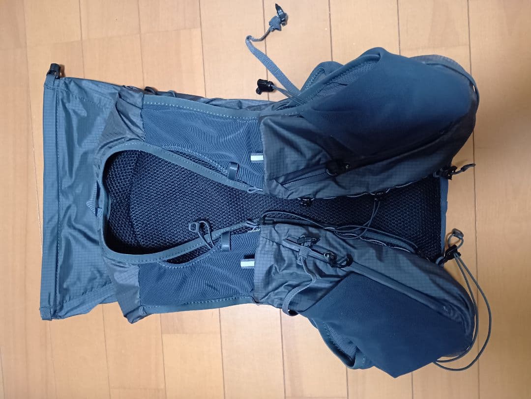 SALOMON/サロモン 15L ランニングベスト