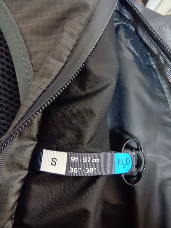 SALOMON/サロモン 15L ランニングベスト