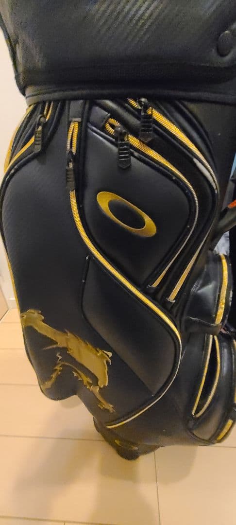 OAKLEY キャディバック　ゴールド　スカル