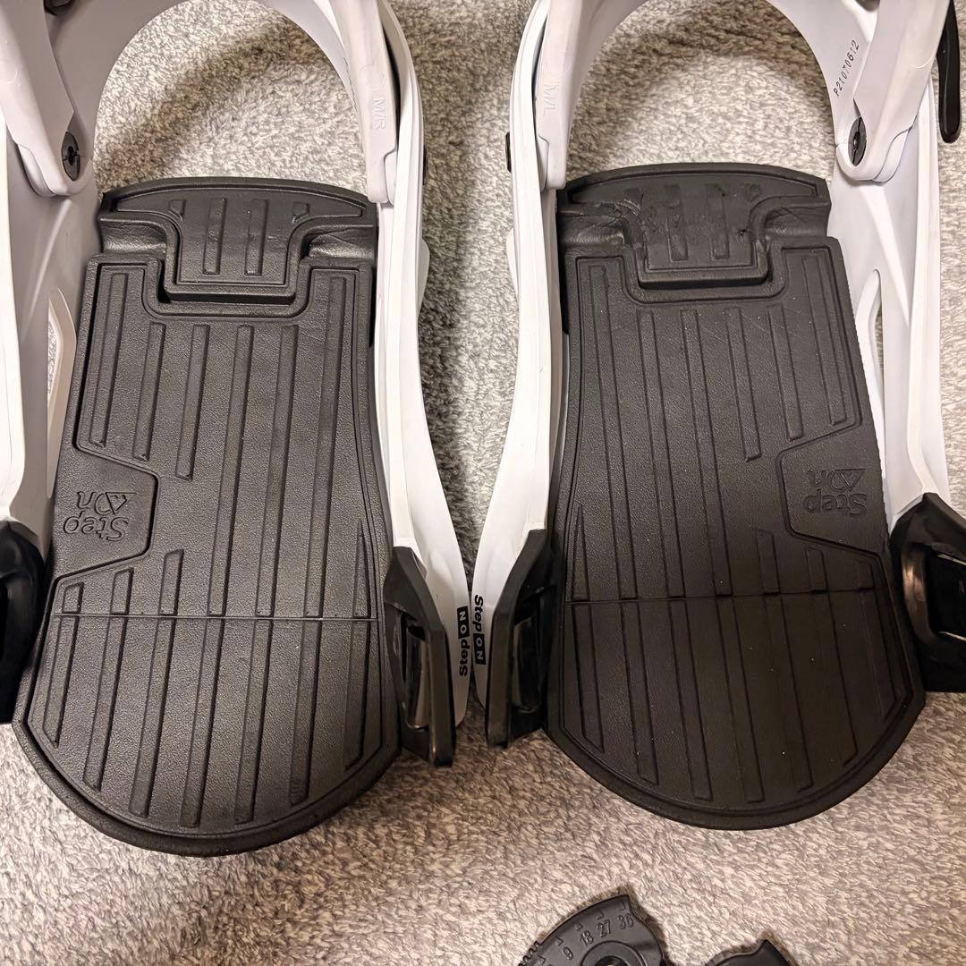 21-22 BURTON GENESIS STEP ON Mサイズ