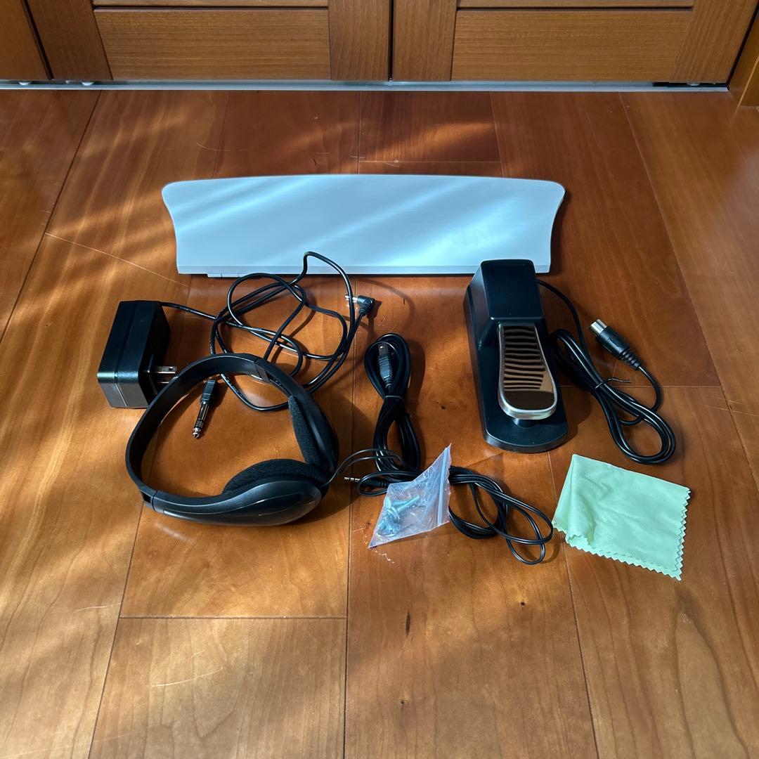 美品　carina88鍵盤電子ピアノ