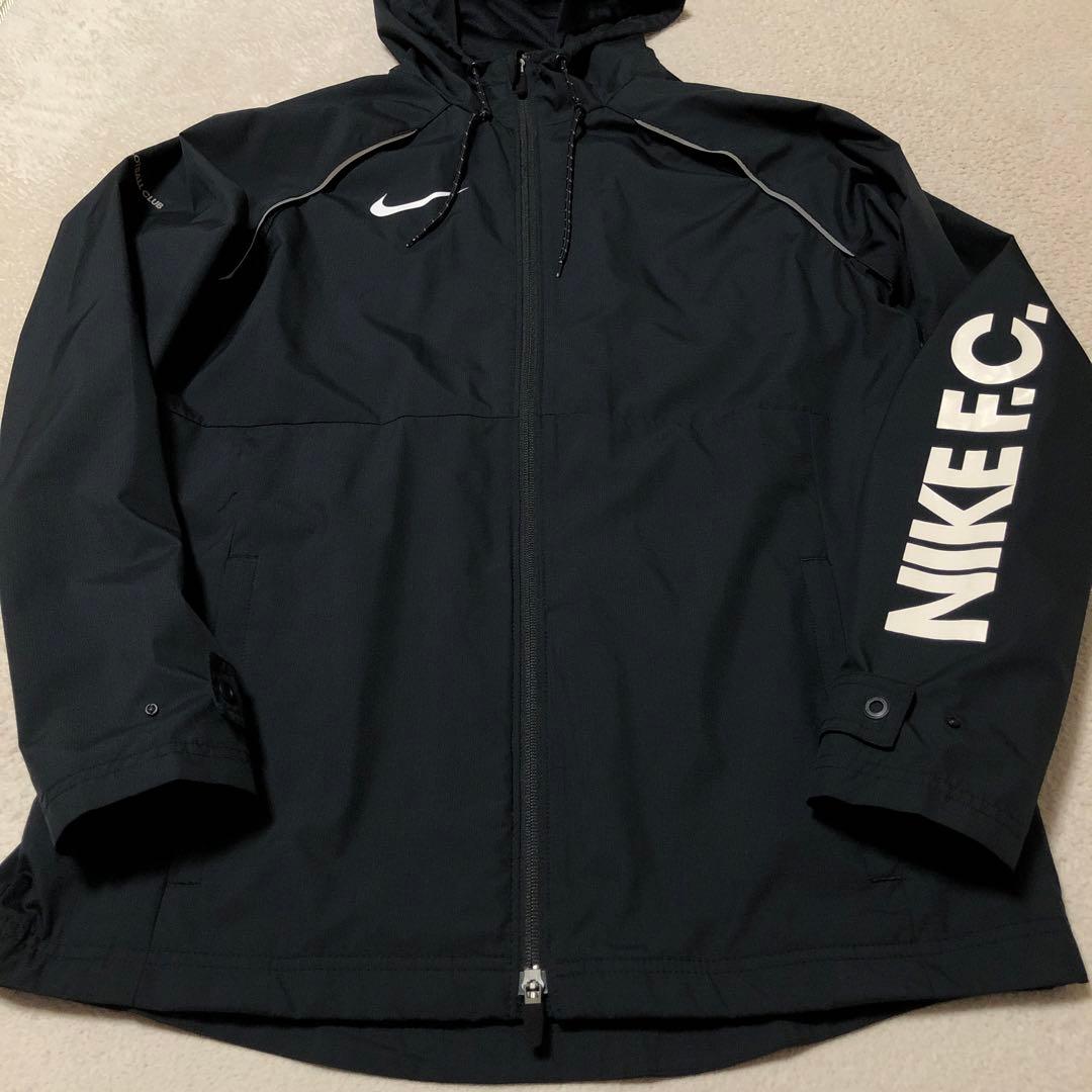 美品　NIKE F.C. ウインドブレーカー　パーカー 完売品　希少　サイズL