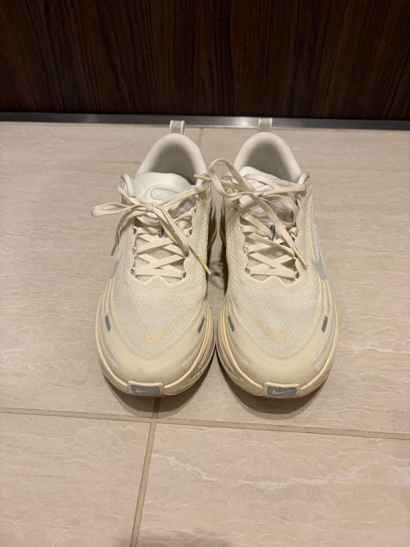 NIKE ボメロプラス 27.5cm（メンズ27cm）ランニングシューズ ナイキ