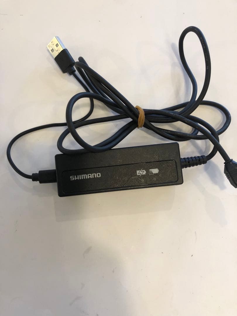SM-BC R2 シマノDi2バッテリー充電器　美品　動作確認済