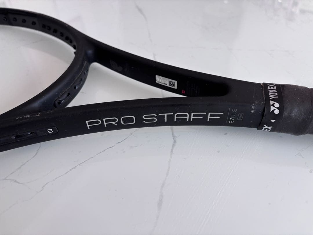 Wilson Pro Staff ブラック テニスラケット　Federer