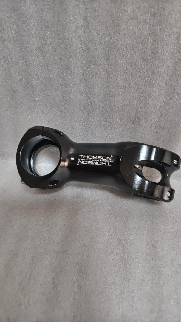 THOMSON X4 ステム ブラック 31.8mm / 90mm