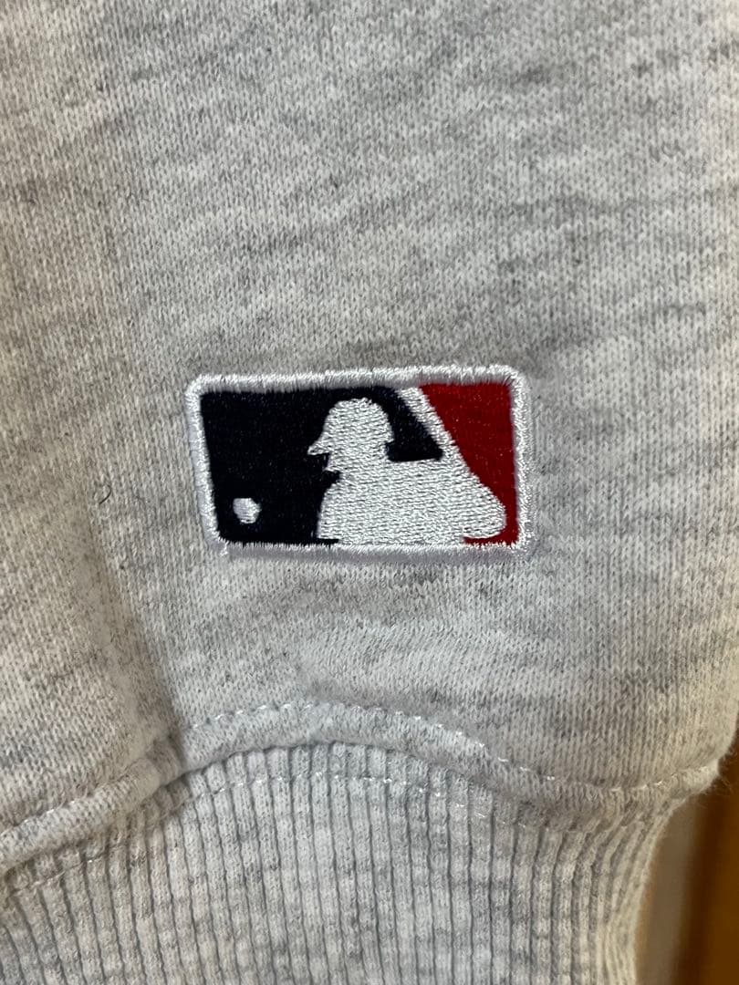 MLB メジャーリーグスウェットシャツ Mサイズ　刺繍　美品✨