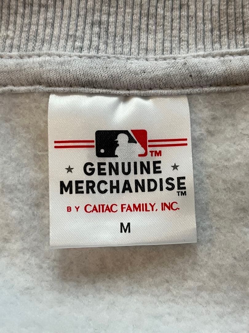 MLB メジャーリーグスウェットシャツ Mサイズ　刺繍　美品✨