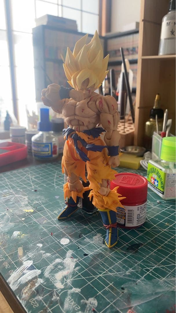 S.H.フィギュアーツ伝説のスーパーサイヤ人- 塗装／艶消し仕上げ カスタム品