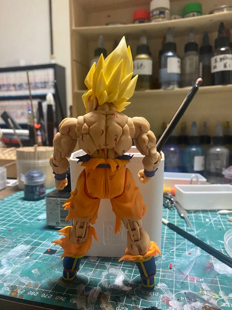 S.H.フィギュアーツ伝説のスーパーサイヤ人- 塗装／艶消し仕上げ カスタム品