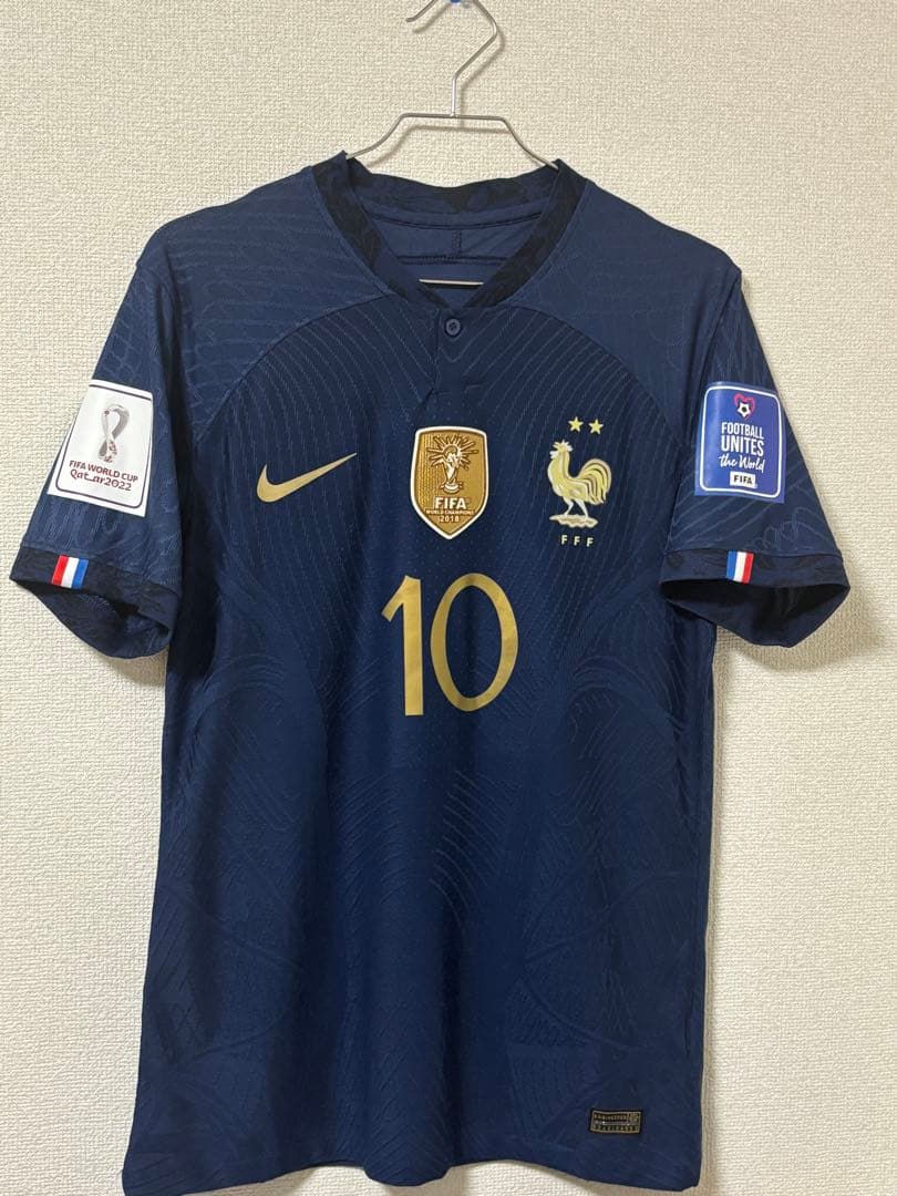 【正規品】NIKE カタールワールドカップ　フランス代表エムバペユニフォーム