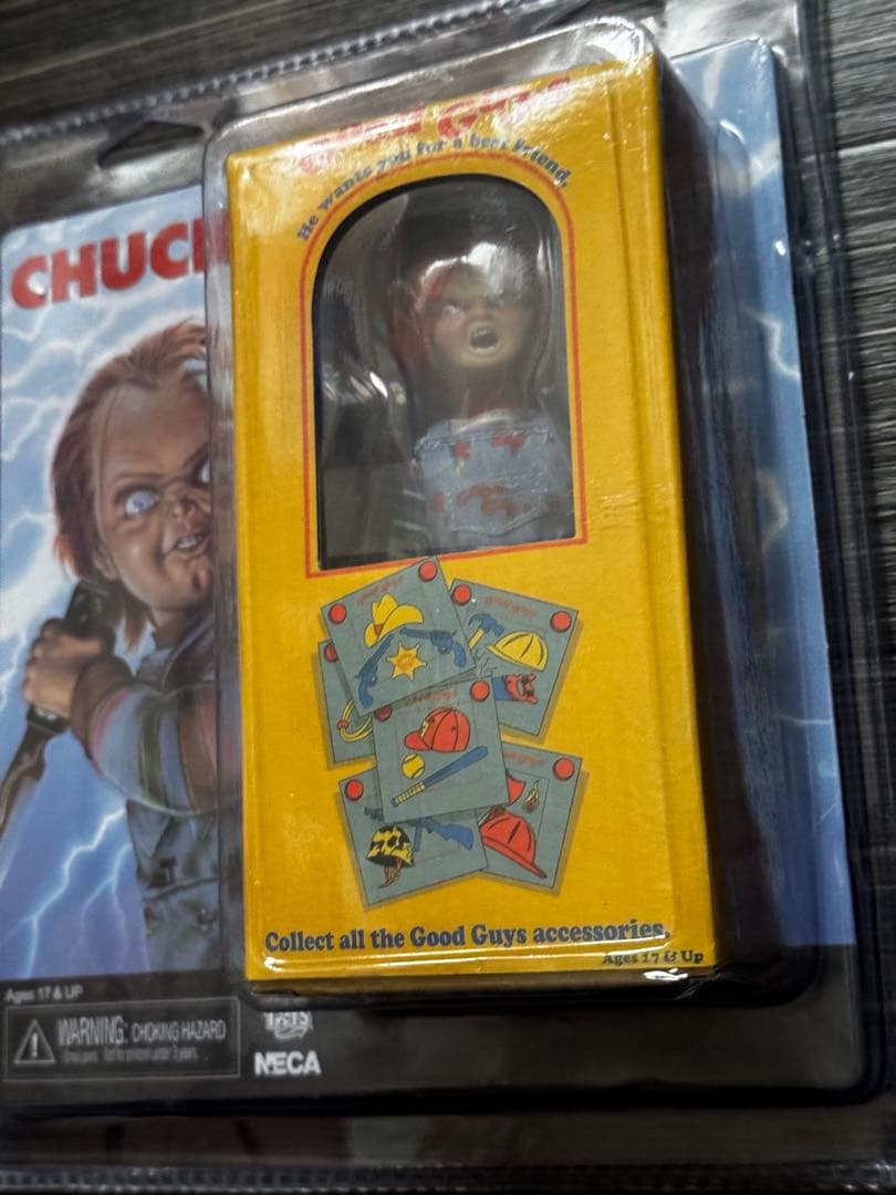 NECA Chucky フィギュア Good Guys チャッキー