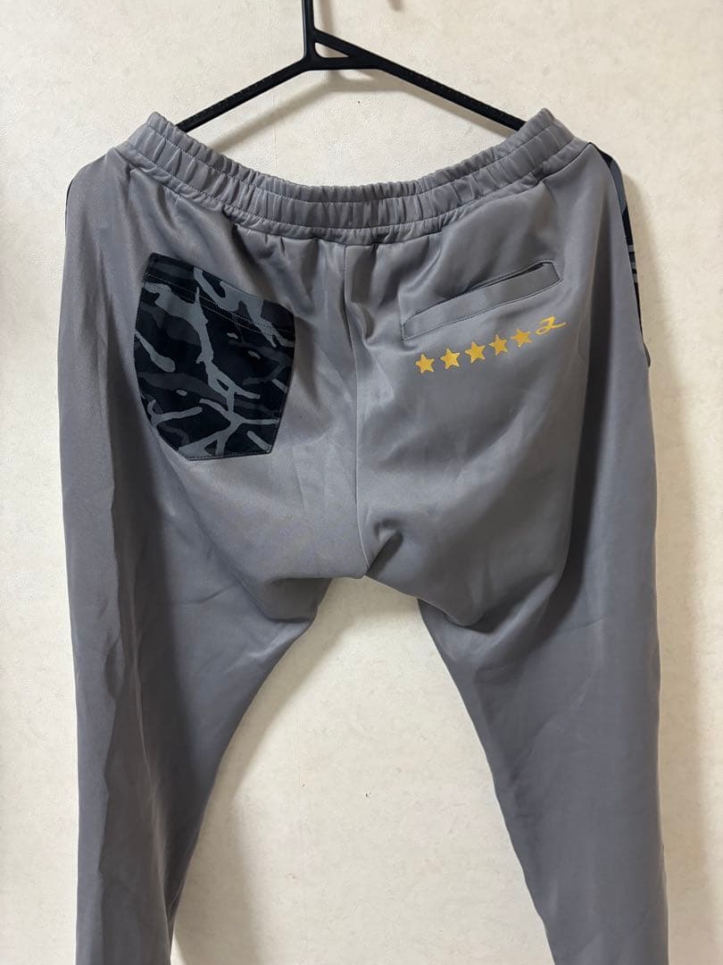 YONEX グレー ウォームアップウェア JP S