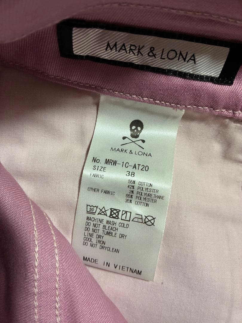 新品！MARK&LONA ピンク ショートパンツ　レディースM